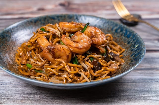(L) / Shrimp Lo Mein 虾捞面.