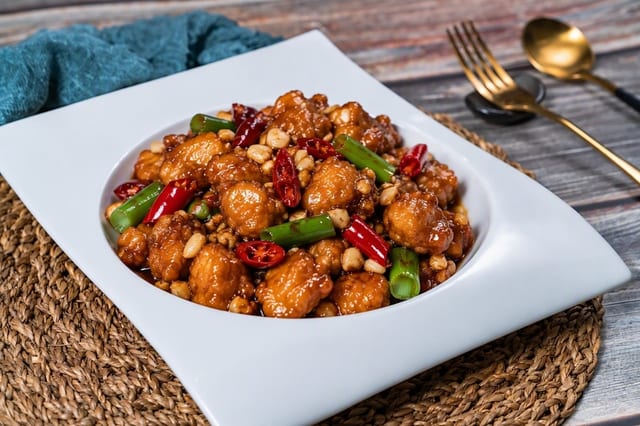 Chicken with Garlic Sauce 鱼香鸡.