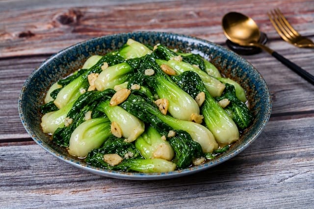 Baby Bok Choy with Garlic 蒜炒上海苗.