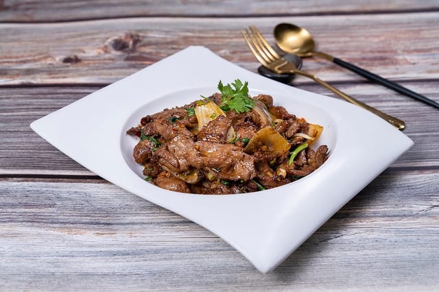 Wok Cumin Lamb with Peppers 孜然羊肉.