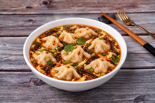 Pork Dumplings in Hot & Sour Soup 酸汤水饺.