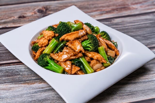 (L) Chicken w.Broccoli (午) 芥兰鸡.