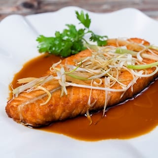 Salmon with Ginger Scallion 葱姜煎三文鱼