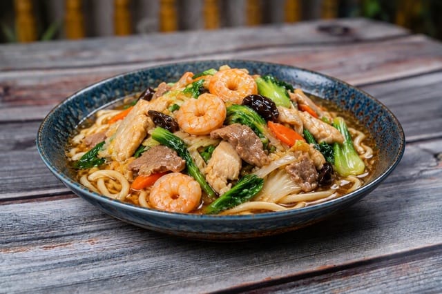 House Special Noodle Soup 盖浇面.