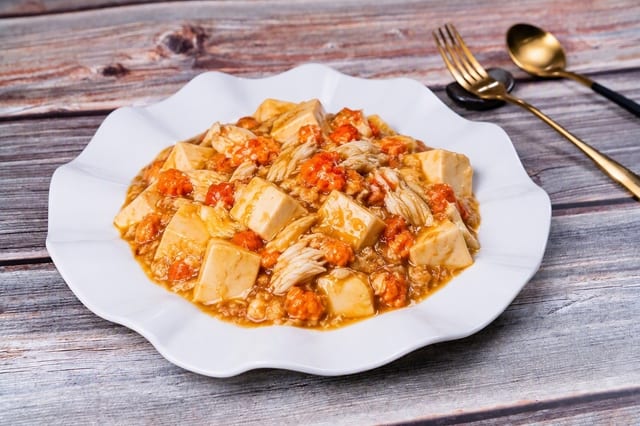 Braised Tofu with Crab Meat 蟹粉豆腐.